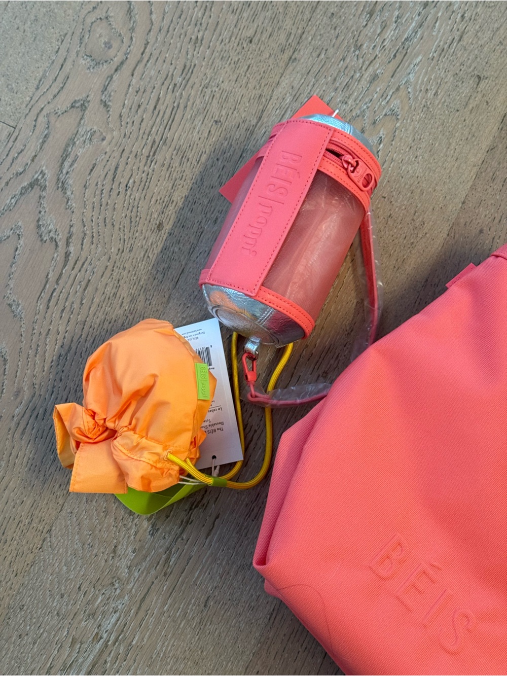 BEIS x Poppi The Travel Tote in Fruit Punch NWT - Picture 4 of 6